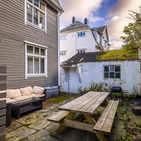 Lägenhet 2-story Floor I 3x Work Space I Shared Garden Bergen